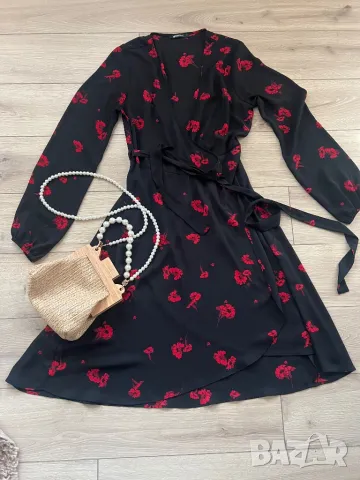 Елегантна рокля, снимка 3 - Рокли - 47531362