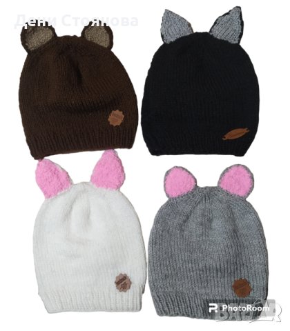 Безшевно ръчно плетена детска шапка с ушички , снимка 2 - Шапки, шалове и ръкавици - 42230111
