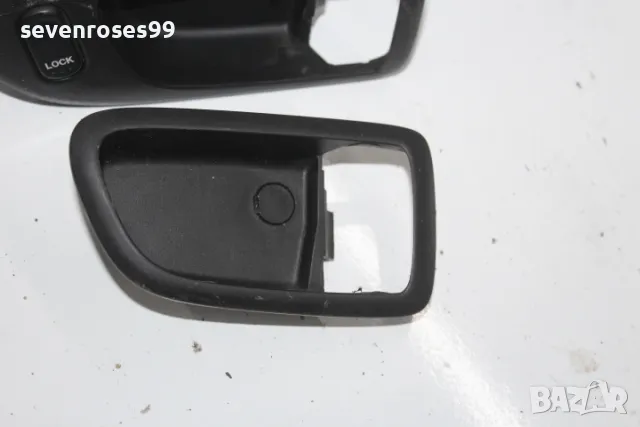 Декорация вътрешна дръжка Мазда 3 2008 2.3i 158hp Mazda 3 седан 4 броя предна лява дясна + бутон отк, снимка 5 - Части - 48508187
