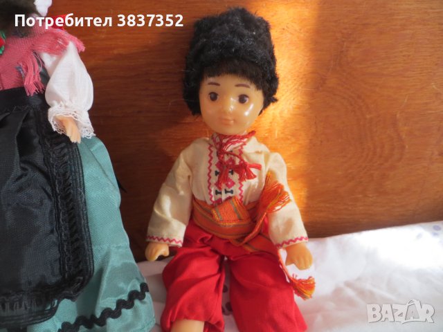 Кукли в национално облекло, снимка 6 - Колекции - 42294945