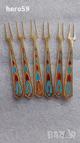 СССР-Сребърни вилички с позлата и емайл. Сребро 875, сребърни лъжички, снимка 1