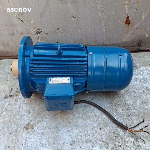 фланцов ел двигател 3 кв