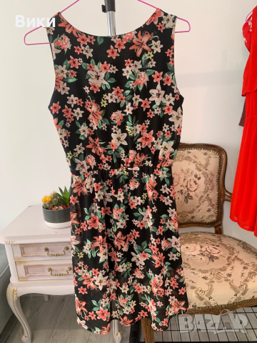 Асиметрична рокля 12-14г ръст 158-164 подходяща за размер XS, снимка 14 - Рокли - 44687429