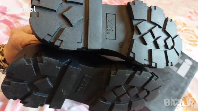 Нови боти Xti , снимка 8 - Дамски боти - 49943151