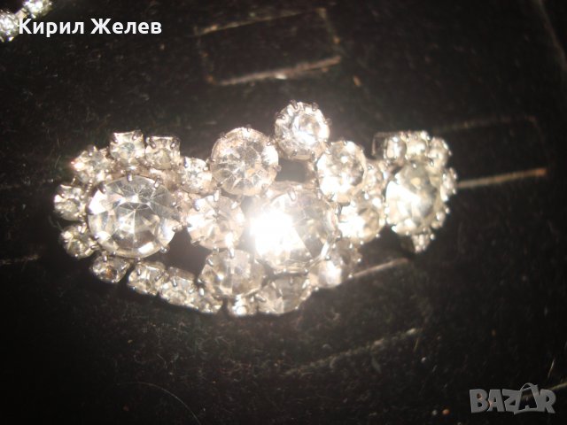 КРИСТАЛНИ КОЛИЕ ОБЕЦИ и БРОШКА МНОГО ЕФЕКТЕН АРТ МОДЕН КОМПЛЕКТ 16598, снимка 8 - Бижутерийни комплекти - 30691407