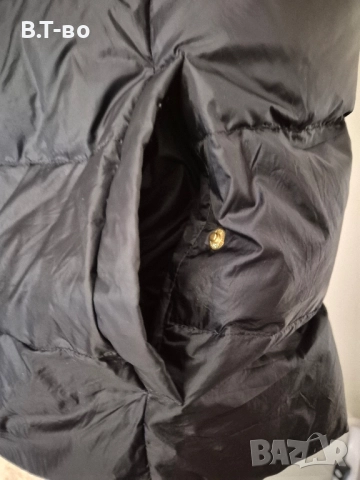 Tommy Hilfiger пухен елек, снимка 13 - Елеци - 51681234