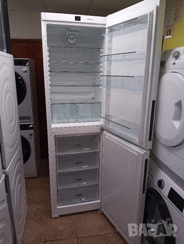 Комбиниран хладилник с фризер Миеле Miele с 2 години гаранция!, снимка 8 - Хладилници - 53001957