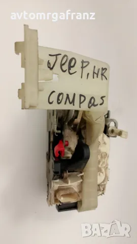 P04589650AD ЗАДНА ДЯСНА БРАВА ЗА JEEP COMPASS 2013г., снимка 2 - Части - 50207258