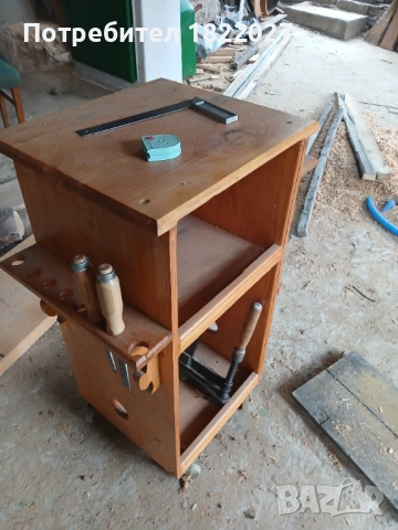 подвижно шкафче за инструменти, стойка за оберфреза, пергели, прав ъгъл, длета, снимка 2 - Други инструменти - 53800969