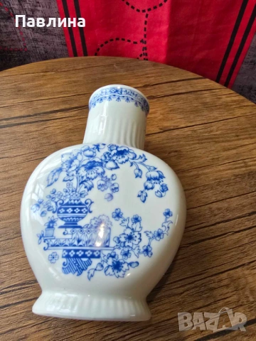 Порцеланова вазичка, снимка 2 - Вази - 54234696