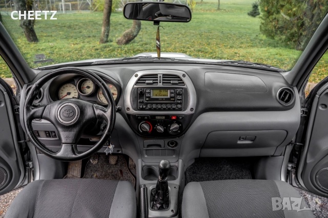 Toyota RAV-4 D4D, снимка 13 - Автомобили и джипове - 52420858