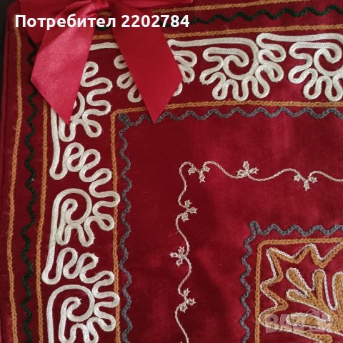 Покривка на една кука ,калъфка с бродерия , снимка 9 - Покривки за маси - 40454219