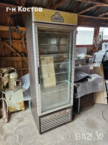 Ми-носова витрина Италия втора употреба Цена 950лв., снимка 3 - Хладилни витрини и фризери - 50055986