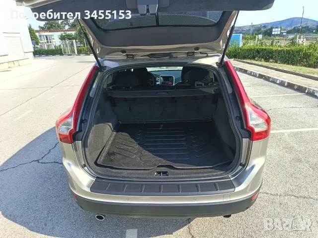 Продавам Volvo xc60, снимка 11 - Автомобили и джипове - 55778030