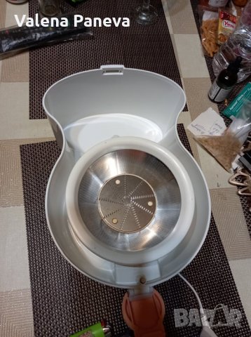 Сокоизтисквачка и пасатор Philips HR1840/55/80 , снимка 8 - Кухненски роботи - 34509925