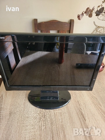 Монитор 15.6 инча