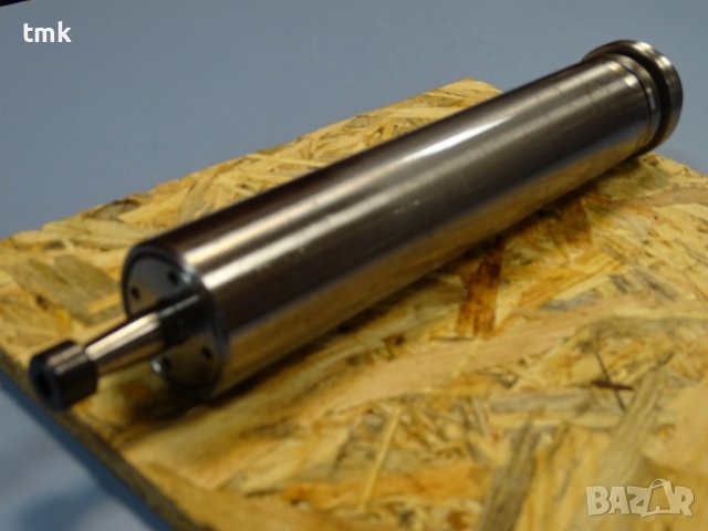 шпиндел за шлайф DKF 3.4-3/1 Ø40mm TGL4870, снимка 5 - Резервни части за машини - 37033507