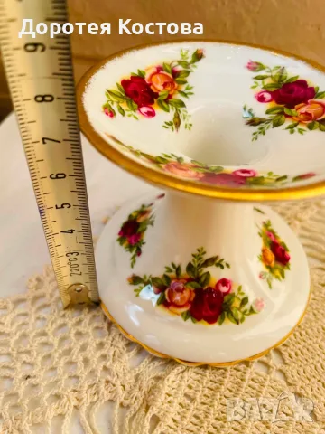 ROYAL ALBERT Красив свещник от костен порцелан от Англия , снимка 5 - Антикварни и старинни предмети - 55894331