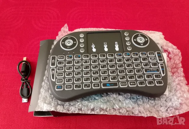 2.4G Air Mouse with Touchpad Keyboard i8 English/ Russian, снимка 3 - Дистанционни - 56074055