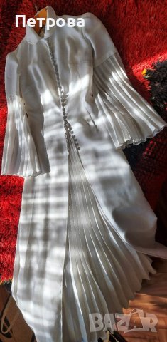 Ефектна сватбена рокля в комплект с дамска чанта, снимка 1 - Рокли - 44313281