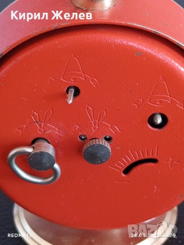 Винтидж механичен будилник СЛАВА СССР рядък за КОЛЕКЦИОНЕРИ 51348, снимка 4 - Антикварни и старинни предмети - 51823789