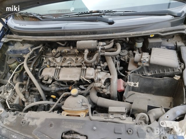 Toyota Corolla Verso 2.0 D4D на части (2004г.) , снимка 7 - Автомобили и джипове - 42048881