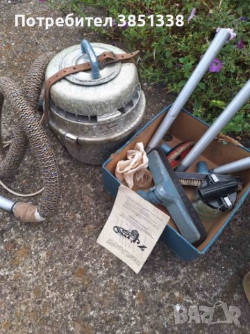 Ретро прахосмукачка Уралец 1974 год