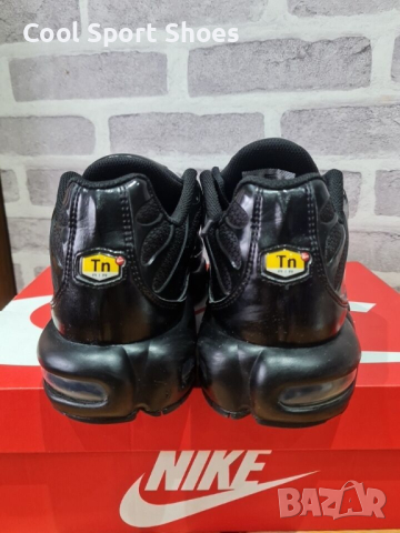 Nike TN AirMax Triple Black / Oригинална Кутия, снимка 4 - Спортни обувки - 44667469