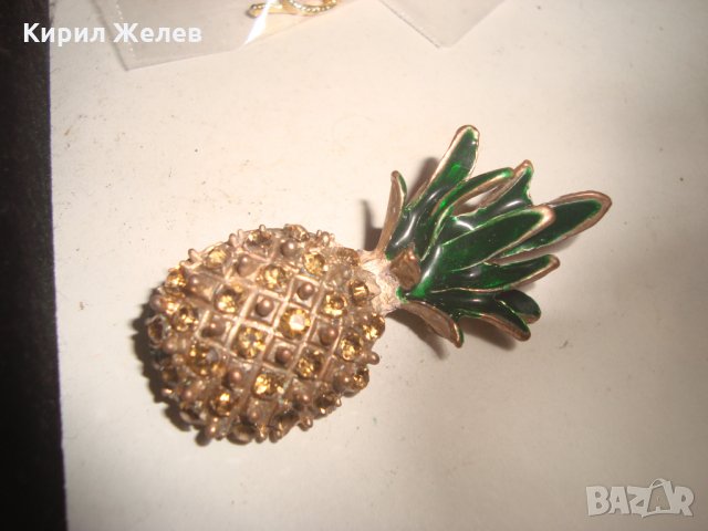 КРАСИВА ПОЗЛАТЕНА АРТ БРОШКА - АНАНАС с КРИСТАЛИ 18945, снимка 8 - Други - 31230581