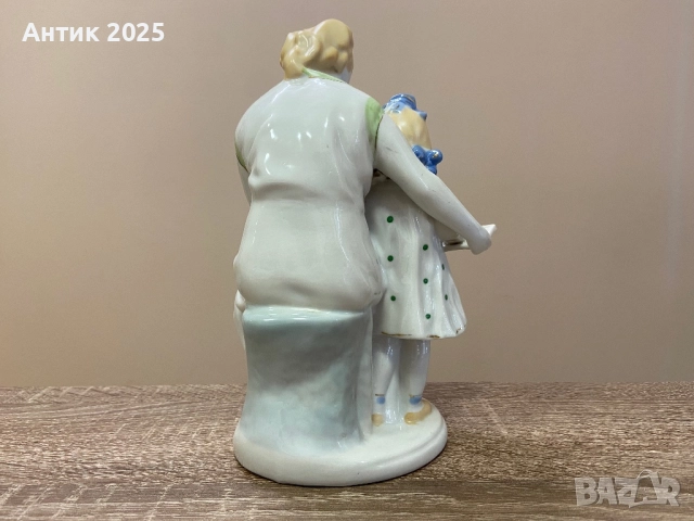 Статуетка „Първа книга“, снимка 3 - Антикварни и старинни предмети - 52410516