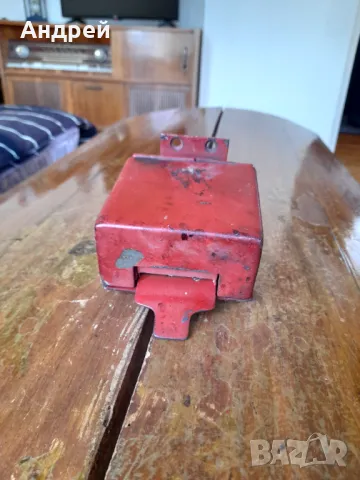 Стар перфоратор за самотаксуване на билети #2