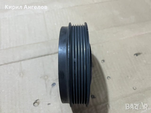 Шайбата на коляновия вал за VW Golf 4 1.9 TDI, снимка 3 - Части - 53896817