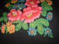 Винтидж Руски дамски голям квадратен черен шал на цветя, снимка 4