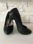 Дамски обувки на ток, снимка 1 - Дамски обувки на ток - 35085021