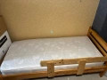 Дървено легло , снимка 2