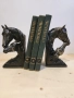 Комплект държачи за книги с коне, снимка 1