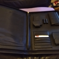 Кожена чанта папка с цип и дръжка 365х270мм за разни-лаптоп, снимка 6 - Чанти - 44658430