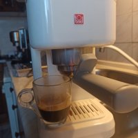 Кафе машина Бриел с ръкохватка с крема диск, работи перфектно и прави страхотно кафе с каймак , снимка 2 - Кафемашини - 37785472