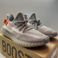 Adidas Yeezy Boost V2 NEW 2020 COLOURS Обувки+ Кутия, снимка 7 - Маратонки - 29892506