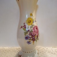 Порцеланова ваза , снимка 1 - Вази - 40758078
