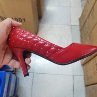Обувки, снимка 4 - Дамски обувки на ток - 42269151