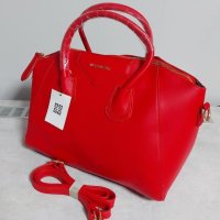 Червена чанта  Givenshy код Br215, снимка 3 - Чанти - 36040728