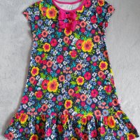 Детска рокля размер 5-7 години, снимка 1 - Детски рокли и поли - 40345260