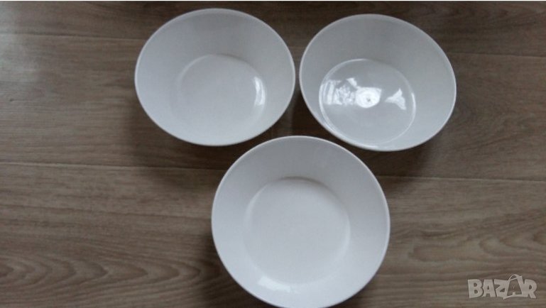 3 БР. БЯЛИ ПЛАСТМАСОВИ КУПИЧКИ, снимка 1