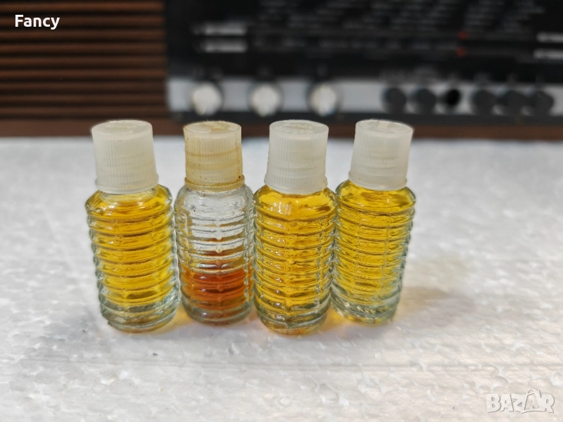 Стари шишенца с одеколони Духи Венера , снимка 1