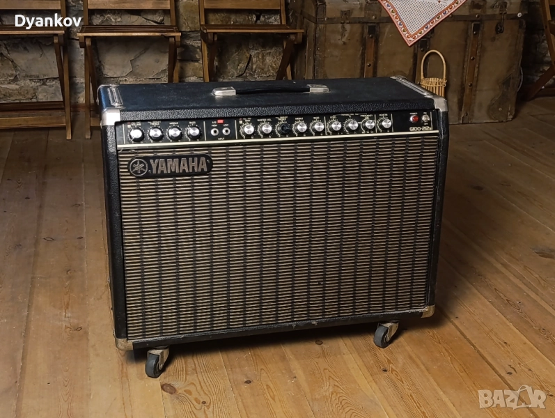 Yamaha G100 - 212 II Комбо Китарен Усилвател (кубе), снимка 1