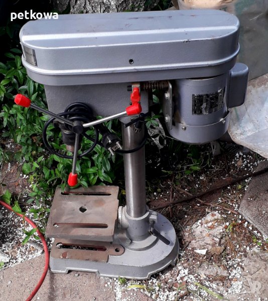 Малка битова настолна бормашина, снимка 1