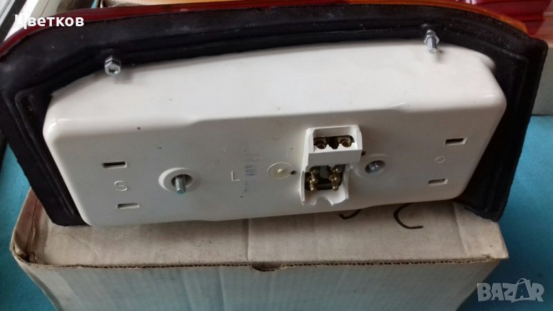 Продава ляв стоп к-т за Мерцедес W114/W115, снимка 1