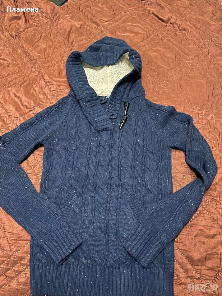 Тъмносин пуловер с качулка С Теранова , снимка 1