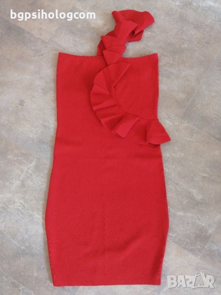 Елегантна червена рокля, снимка 1